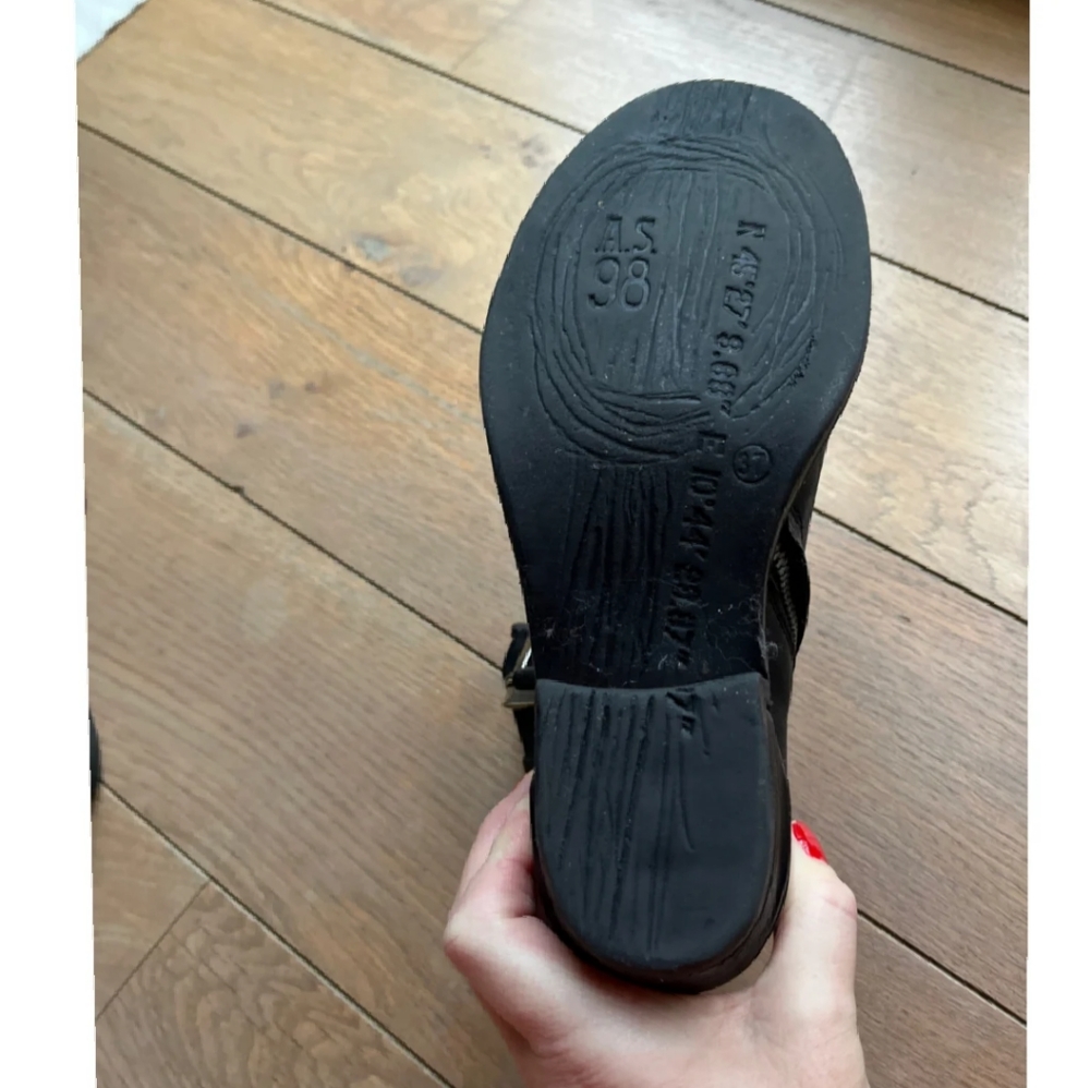 Brand New As98 size 6.5 - Picture 3 of 8